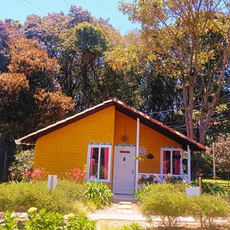 Hospedaje Santaelena -Chalets De Montana- Santa Elena  Exterior photo